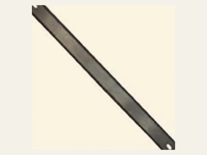 Double-sided hacksaw blade as pictured in the supplied catalogue
